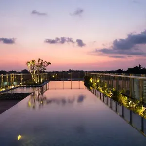 Santika Seminyak (Bali)